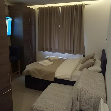 Apartment Milmari N Lux 52 *
