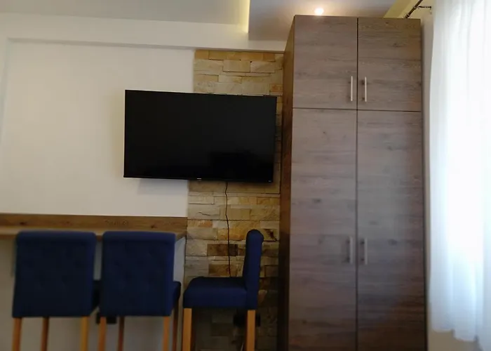 Milmari N Lux 52 * Kopaonik